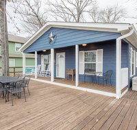 Expansive Backyard with Sunset View - Accommodation Alabama