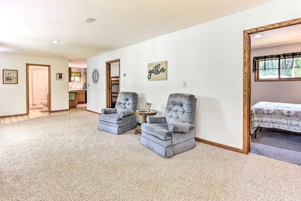 Fishermen's Paradise With Fire Pit On Rice Lake! - thumb 3