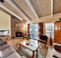 Forest Vista Condo - 2 Minutes to Diamond Peak condo - Accommodation Alabama