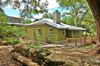 Frog Cottage on the Blanco Accommodation Alabama