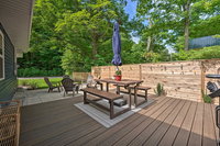 Fully Renovated Home with Fire Pit Walk to Beach Accommodation Alabama