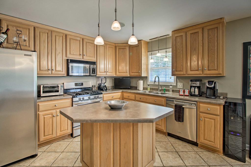 Gallatin House On Long Hollow Golf Course! - thumb 0