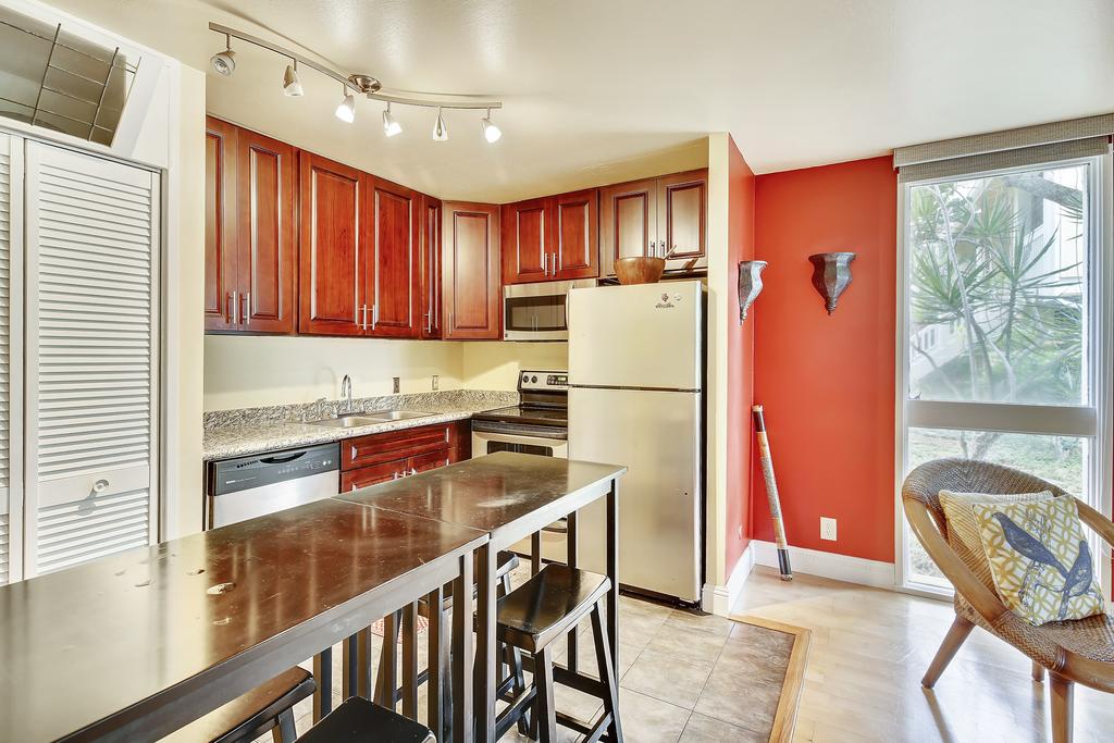 Garden Hale Condo - thumb 0