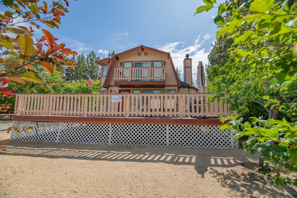 Gold Mountain Getaway - thumb 0