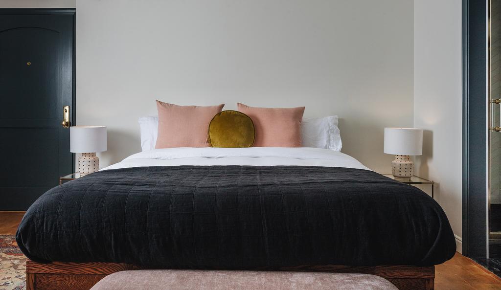 Gold-Diggers - thumb 1