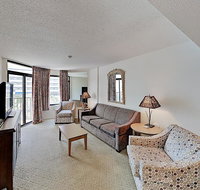 Golden Mile Condo: Pools, Lazy River, Beach Access condo - Accommodation Alabama