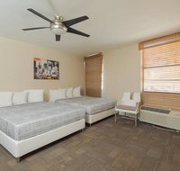 Gorgeous Apartment, South Beach, 1 block to Ocean - Accommodation Alabama