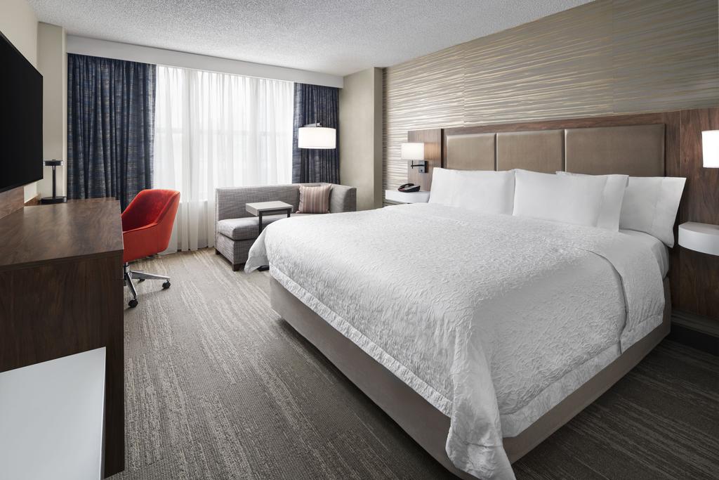 Hampton Inn & Suites Chicago-Downtown - thumb 1