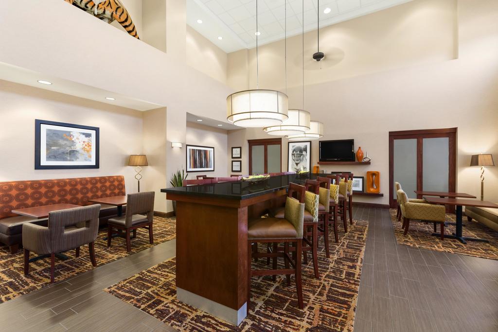 Hampton Inn & Suites Opelika-I-85 Auburn Area - thumb 3