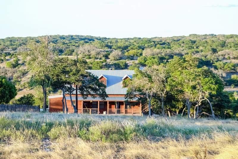 Hidden Rock Ranch Cabin - thumb 0