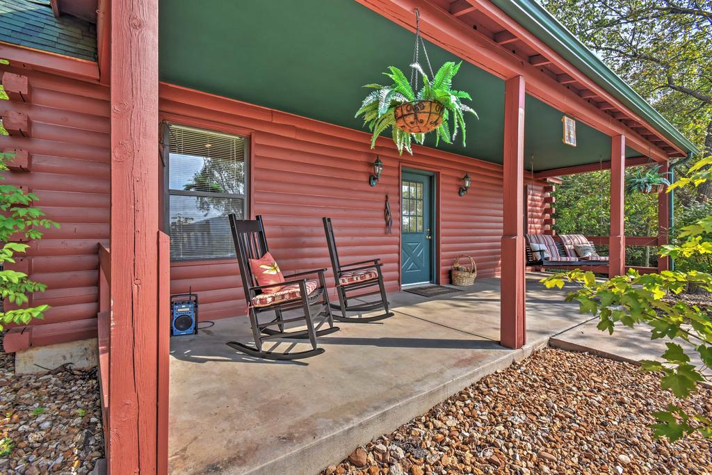 Hillside Cabin On 43 Acres With Private Lake & View! - thumb 1