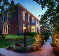 Historic Maple Hill Manor Bed  Breakfast - Accommodation Alabama