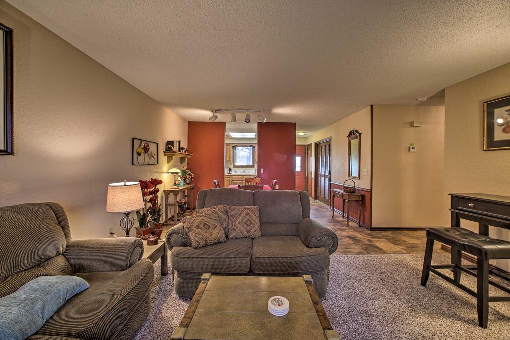 Ideally Located Bella Vista Townhome With Deck! - thumb 3