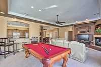 Ideally Located Bullhead City Townhome with Balcony Accommodation Alabama