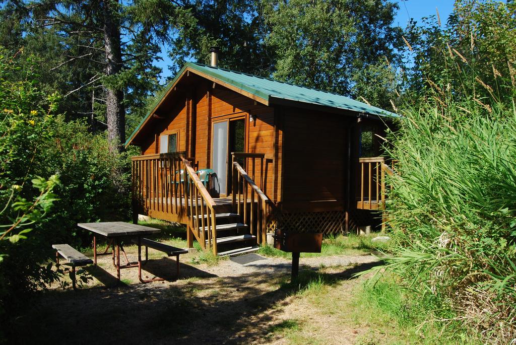 La Conner Camping Resort Cabin 15 - thumb 1