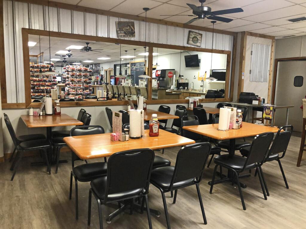 Lake Fork Resort - thumb 2