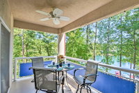 Lake Keowee Condo with Views  Pools  Marina Accommodation Alabama