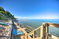 Lake Michigan home with Multi-Level Deck and Views Accommodation Alabama