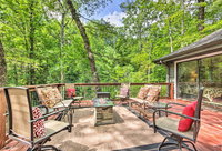 Lake Toxaway Cabin with Fire Pit - 1Mi to Marina Accommodation Alabama