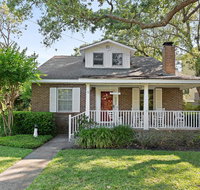 Large and Bright East Beach Home - Accommodation Alabama