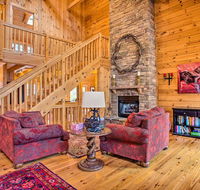Luxury Cabin with Deck Less Than 5 Miles to Sapphire Valley - Accommodation Alabama