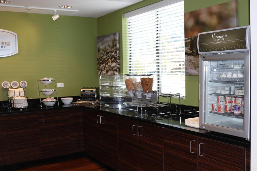 MainStay Suites St. Louis - Airport - thumb 2