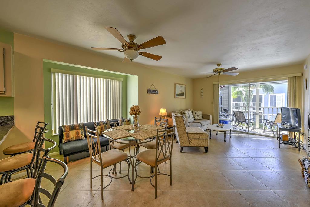 Marco Island Condo With Prvt Balcony & Pool Access! - thumb 2