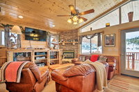 Meadow-View Mountain Cabin in Downtown Duck Creek Accommodation Alabama