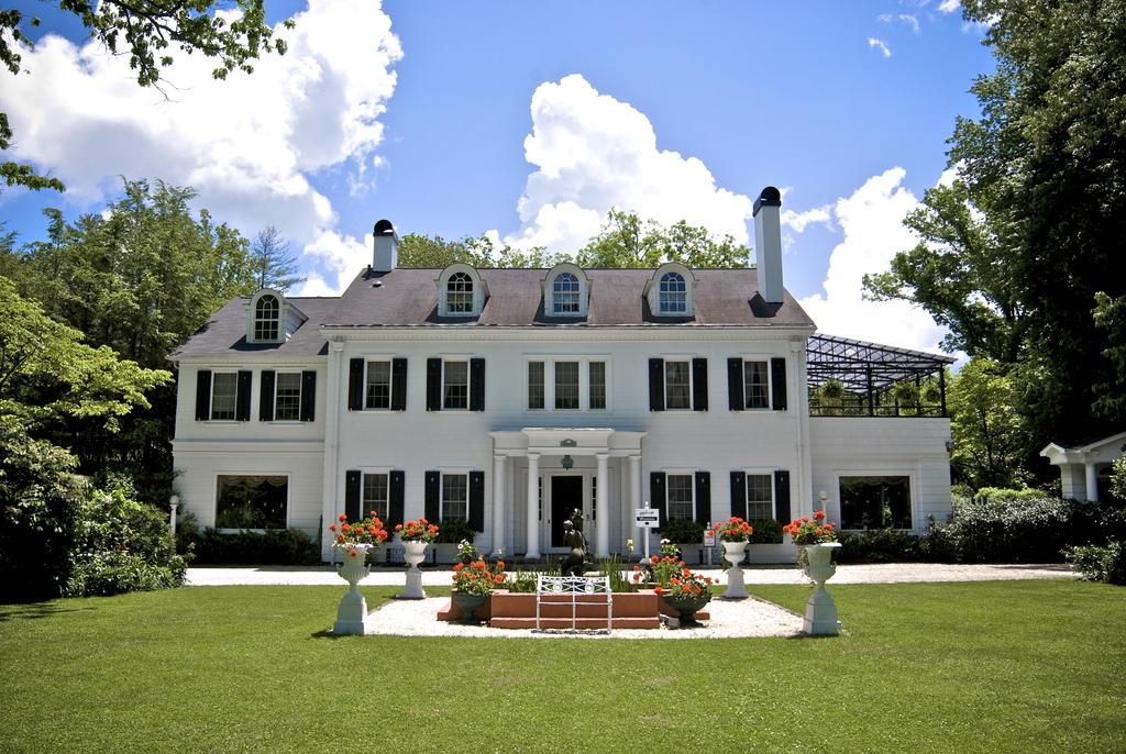 Melange Bed & Breakfast - thumb 0