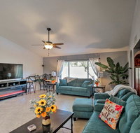 Mesa Abode with Patio & Kayaks - 4 Mi to Salt River! - Accommodation Alabama