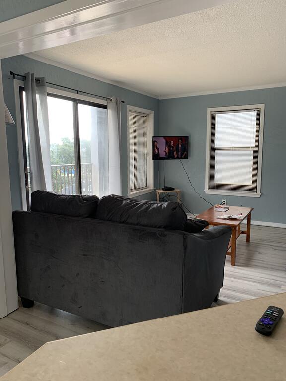 Mid Ocean View - Few Steps From The Beach - thumb 0