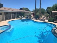 Mid-Century-Mod Luxe Oasis w/ Pool-7 Mins to Strip Accommodation Alabama