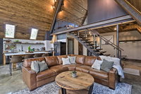 Modern A-Frame with Hot Tub - Hike Bike  ATV Accommodation Alabama