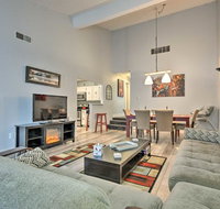 Mount Pocono Condo with Balcony - Near Mt Airy Casino - Accommodation Alabama