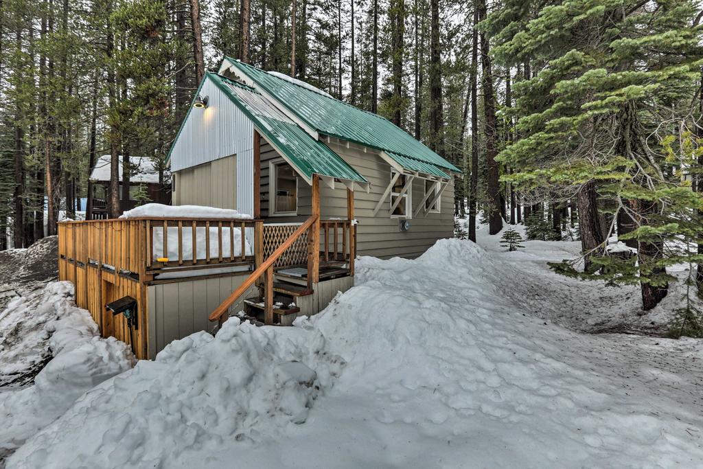 Mountain Cabin With Deck Less Than 1 Mile To Ski Resort! - thumb 3