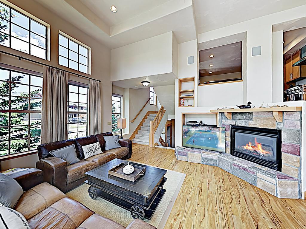 New Listing! Alpine Oasis W/ Hot Tub, Near Slopes Townhouse - thumb 0