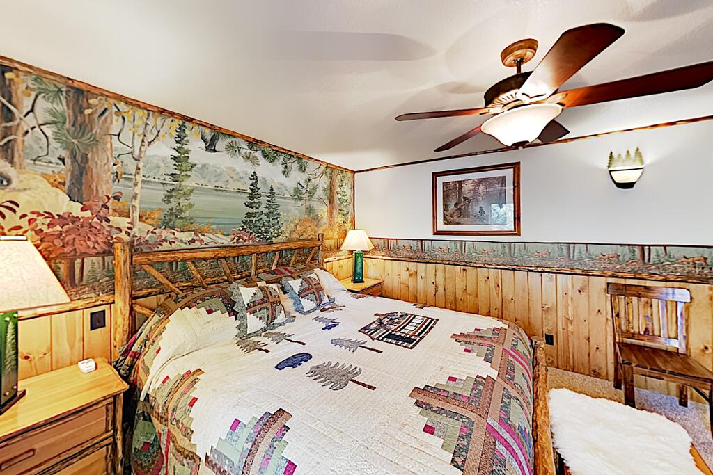 New Listing! Amazing Moonridge Getaway W/ Decks Home - thumb 3