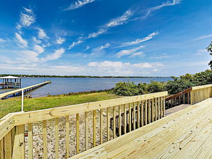 New Listing! Blue Heron West On Little Lagoon Duplex