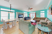 New Listing Coastal Gem w/ Balconies Near Beach Duplex Accommodation Alabama