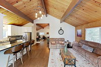 New Listing Serene Retreat w/ Forest-View Decks home Accommodation Alabama