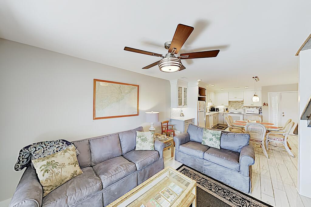 New Listing! Updated Golf Course Condo, Near Beach Cottage - thumb 0