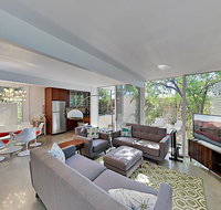 New Listing! Well-Designed Villa w/ Patios & Pool villa - Accommodation Alabama