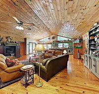 New Listing  Mountain Laurel Lodge w/ Hot Tub home - Accommodation Alabama