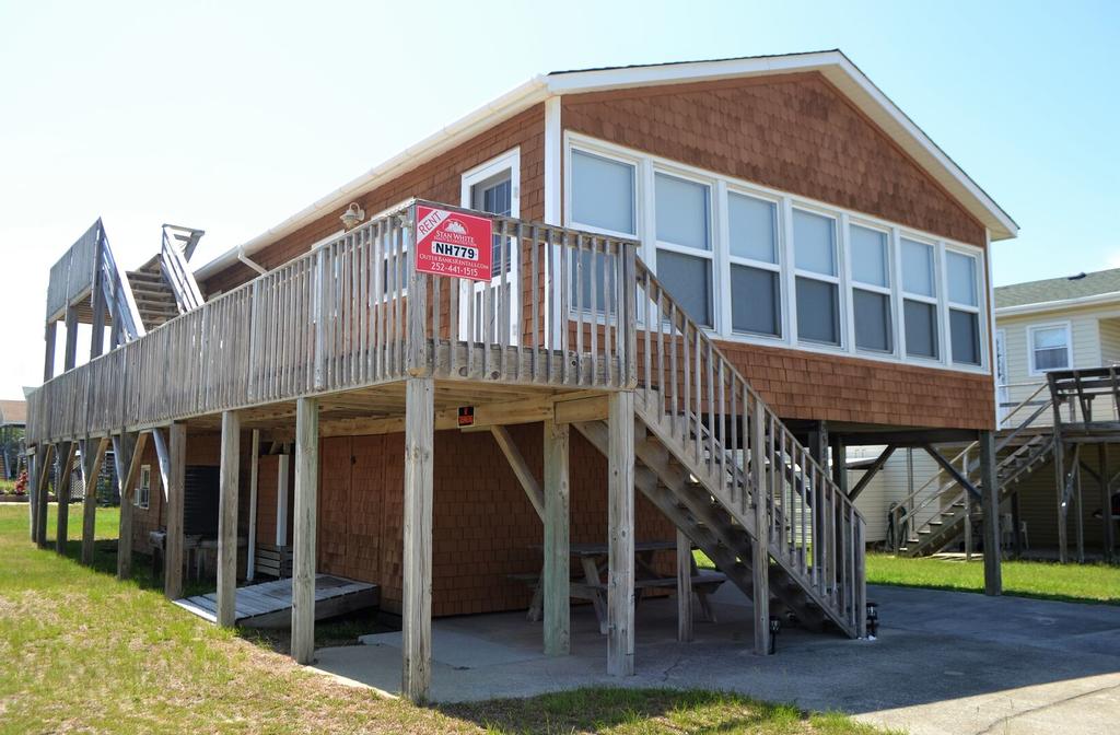 NH779 FARRELL - thumb 0