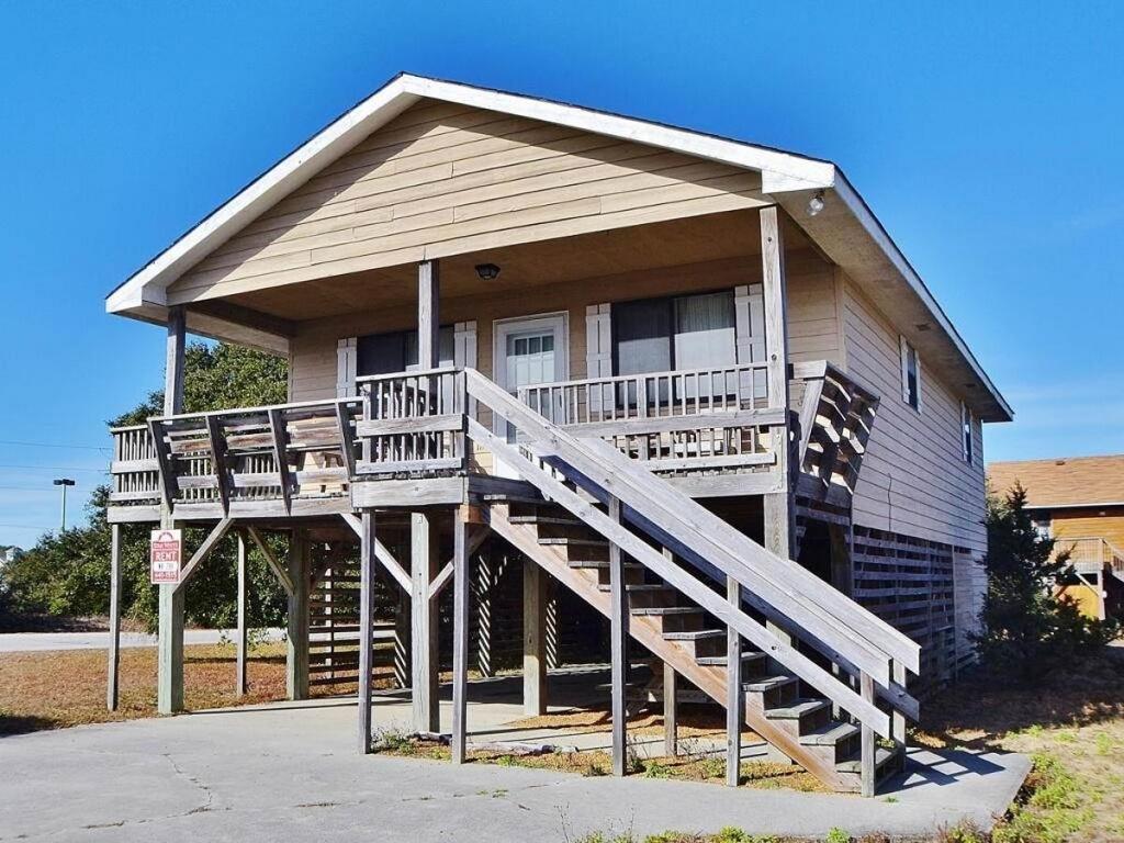 NH798 BROOKS - thumb 0