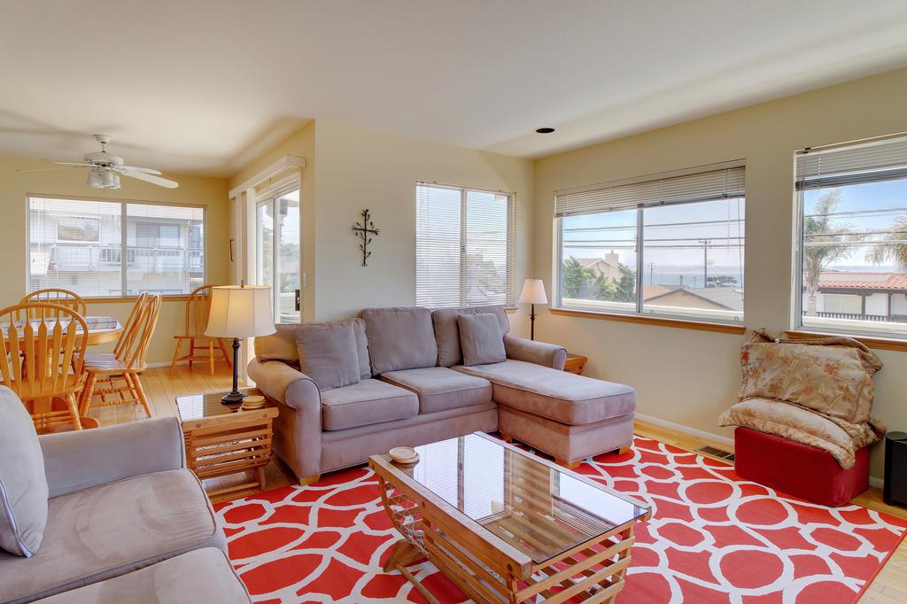 Ocean Mornings - thumb 0