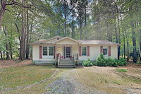 Ocean Pines Hideaway near Beach Pools  Golf home Accommodation Alabama