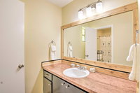 Palm Beach Gardens Home with Patio - 6 Mi to Beach Accommodation Alabama