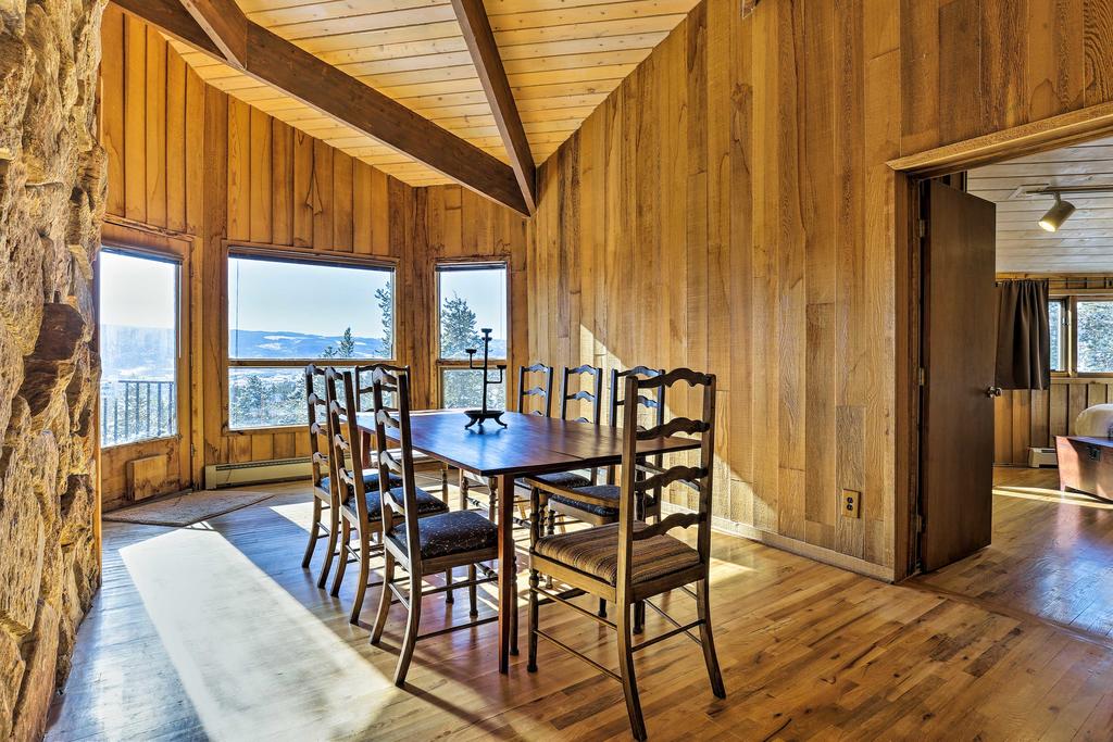 Panoramic Mountain-View Home With Hot Tub&Deck! - thumb 2