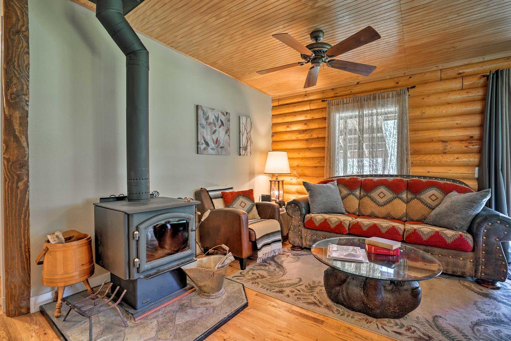 Peaceful Garden Valley Cabin W/Heated Pool Access! - thumb 3
